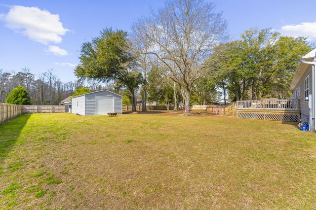 130 Hidden Hills Road, Cross, SC 29436