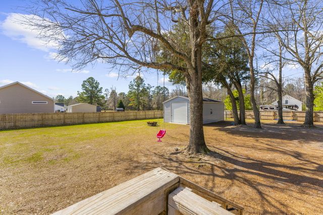 130 Hidden Hills Road, Cross, SC 29436