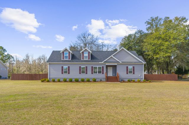 130 Hidden Hills Road, Cross, SC 29436