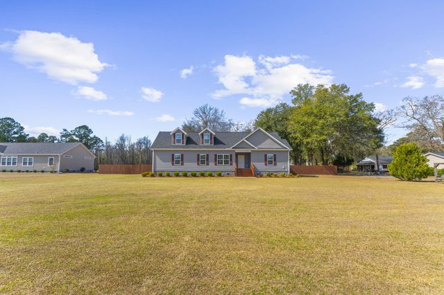 130 Hidden Hills Road, Cross, SC 29436