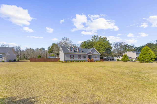 130 Hidden Hills Road, Cross, SC 29436