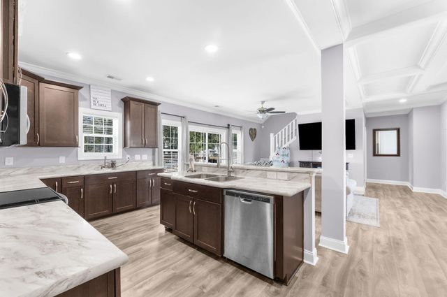 130 Hidden Hills Road, Cross, SC 29436