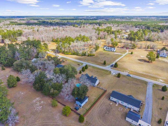 130 Hidden Hills Road, Cross, SC 29436