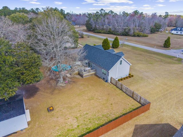 130 Hidden Hills Road, Cross, SC 29436