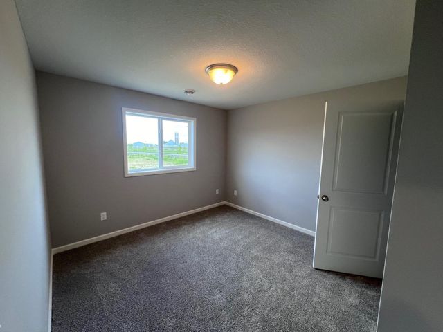 2478 Jacamar Avenue NE, Saint Michael, MN 55376