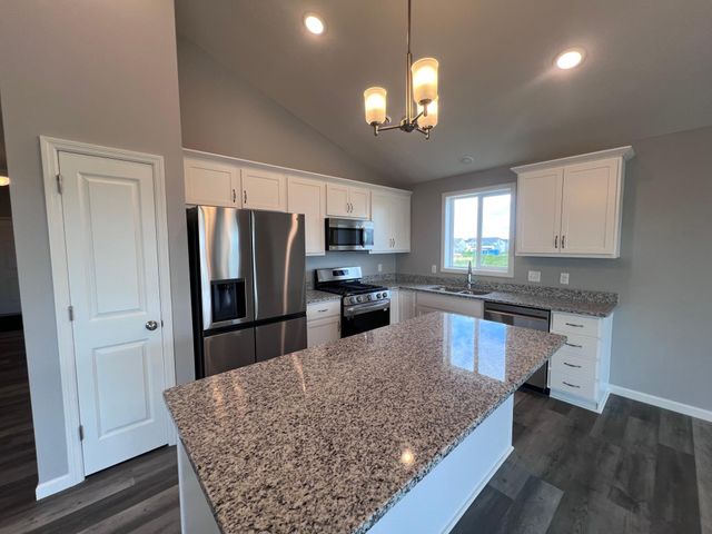 2478 Jacamar Avenue NE, Saint Michael, MN 55376