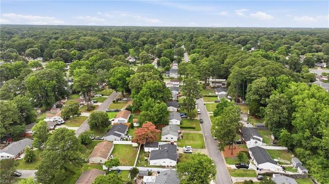 429 Mango DR, Virginia Beach, VA 23452
