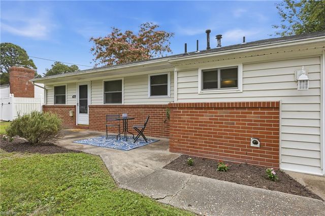 429 Mango DR, Virginia Beach, VA 23452