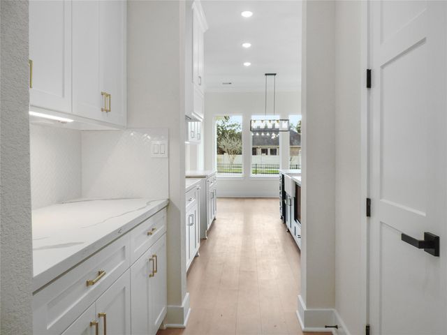 5118 Sleepy Point, Willis, TX 77318