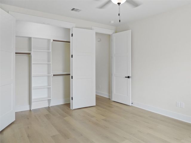 5118 Sleepy Point, Willis, TX 77318