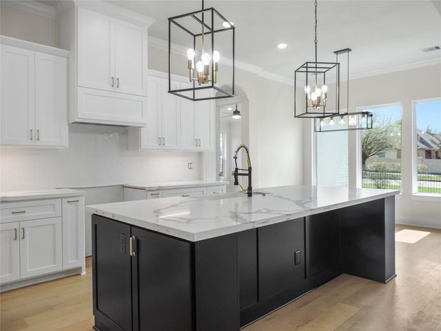 5118 Sleepy Point, Willis, TX 77318