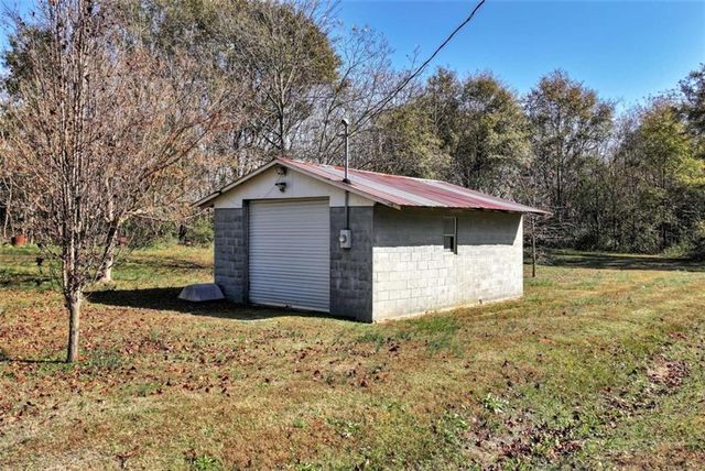 111 College Avenue, Canon, GA 30520