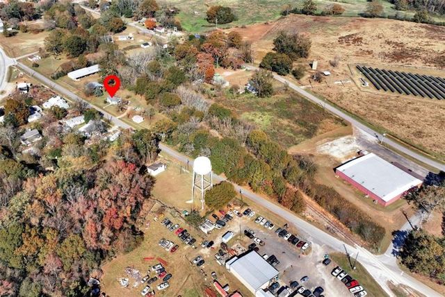 111 College Avenue, Canon, GA 30520