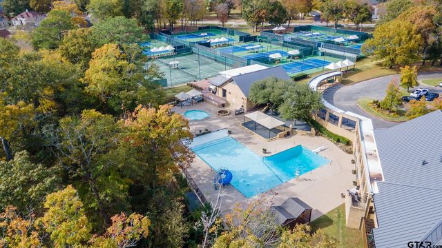 7126 Turnberry Court, Tyler, TX 75703