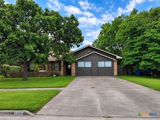 1602 Nimitz Circle, Killeen, TX 76543