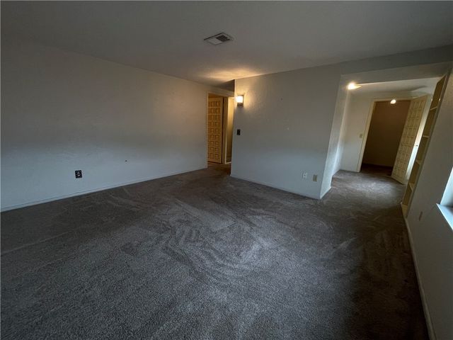 1013 Nile Dr, Corpus Christi, TX 78412