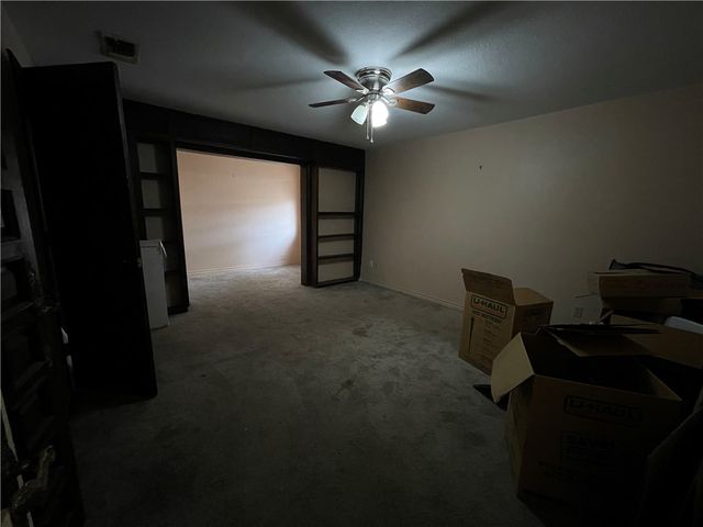 1013 Nile Dr, Corpus Christi, TX 78412