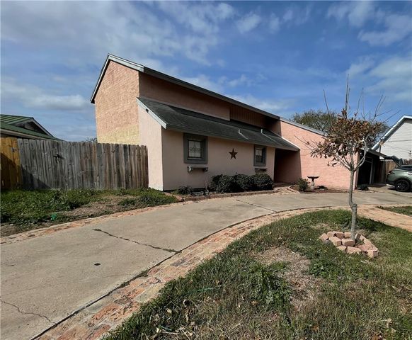 1013 Nile Dr, Corpus Christi, TX 78412