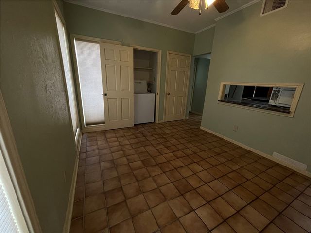 1013 Nile Dr, Corpus Christi, TX 78412