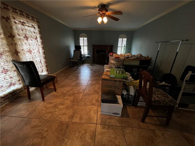 1013 Nile Dr, Corpus Christi, TX 78412