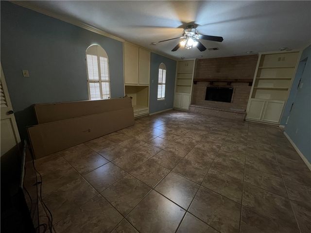 1013 Nile Dr, Corpus Christi, TX 78412