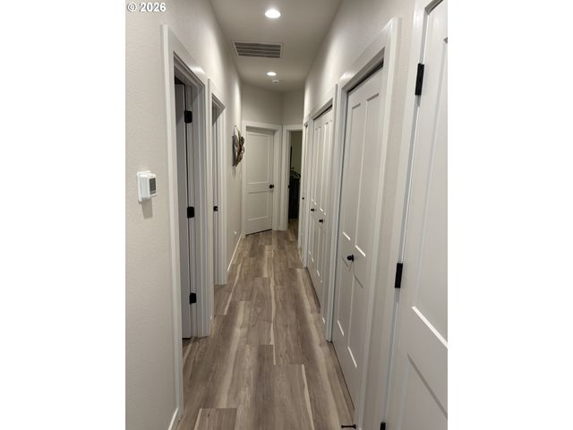 2379 W 9TH Ave, Junction City, OR 97448