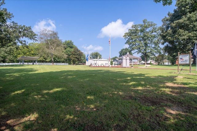 126 Main St, Loretto, TN 38469