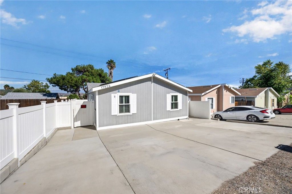 17624 Brightman Avenue, Lake Elsinore, CA 92530 — exterior