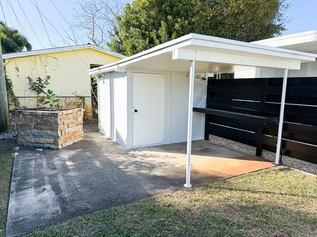 2313 Wabasso Drive, West Palm Beach, FL 33409