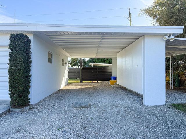 2313 Wabasso Drive, West Palm Beach, FL 33409