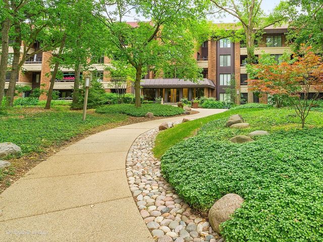 1401 Burr Oak Road 416B, Hinsdale, IL 60521