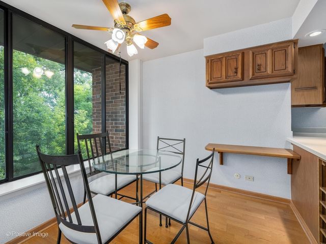 1401 Burr Oak Road 416B, Hinsdale, IL 60521
