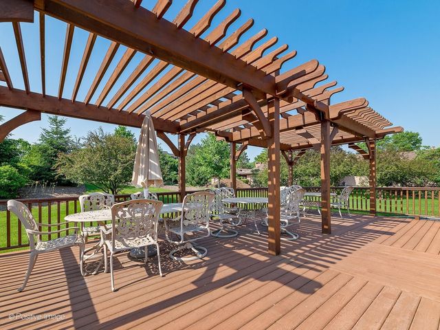 1401 Burr Oak Road 416B, Hinsdale, IL 60521