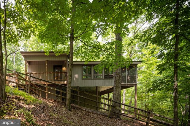 126 WINTER CAMP TRL, Hedgesville, WV 25427