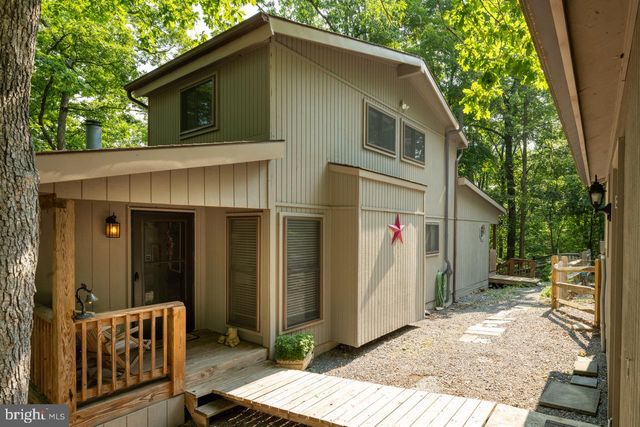 126 WINTER CAMP TRL, Hedgesville, WV 25427