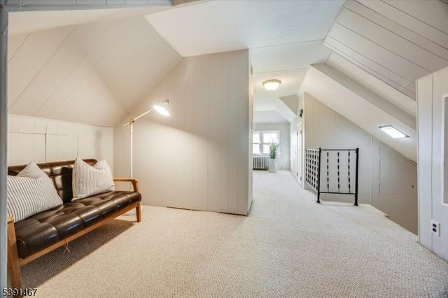 65 E Gouverneur Ave, Rutherford Boro, NJ 07070