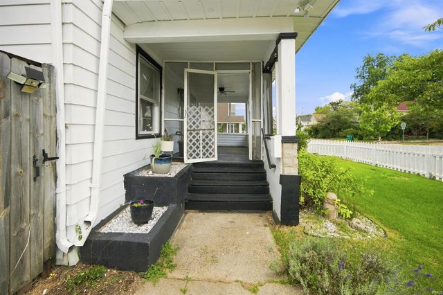 223 Indiana Avenue, Mishawaka, IN 46544