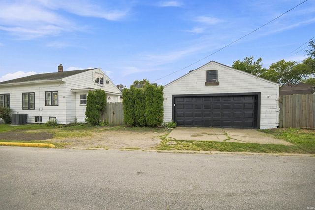 223 Indiana Avenue, Mishawaka, IN 46544