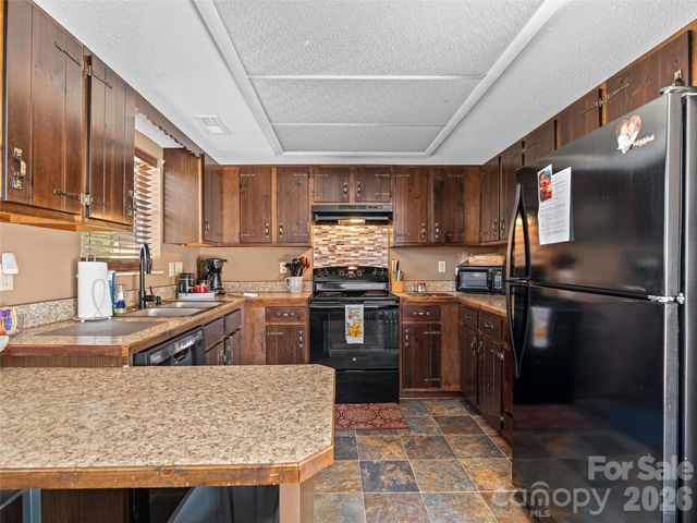 174 Pleasant Ridge, Maggie Valley, NC 28751