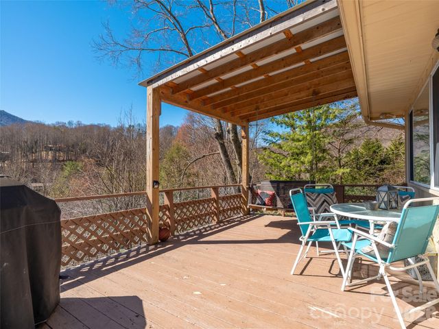 174 Pleasant Ridge, Maggie Valley, NC 28751
