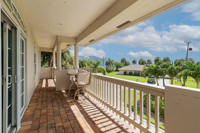 1606 Thumb Point Drive, Fort Pierce, FL 34949