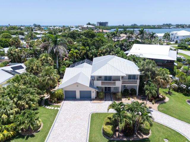1606 Thumb Point Drive, Fort Pierce, FL 34949
