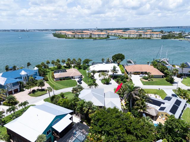 1606 Thumb Point Drive, Fort Pierce, FL 34949
