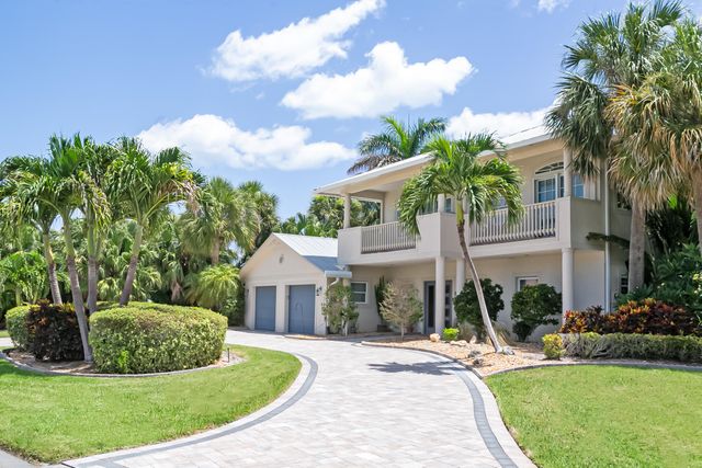 1606 Thumb Point Drive, Fort Pierce, FL 34949