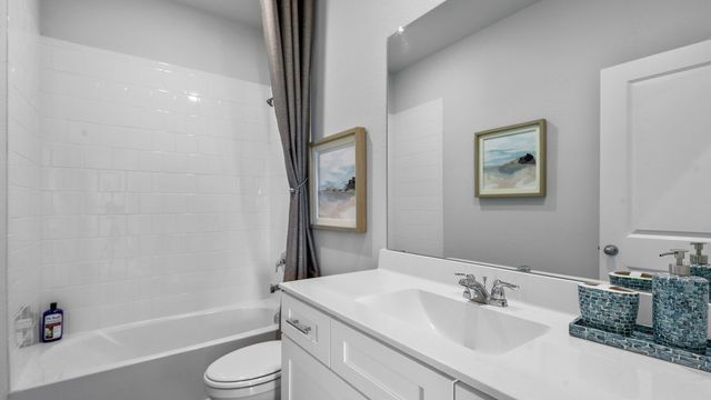 300 GALLANT MAN Court, Granbury, TX 76049