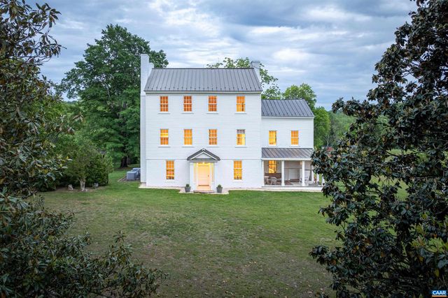 3276 BUCKINGHAM SPRINGS RD, Dillwyn, VA 23936