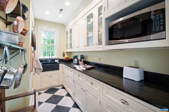 3276 BUCKINGHAM SPRINGS RD, Dillwyn, VA 23936