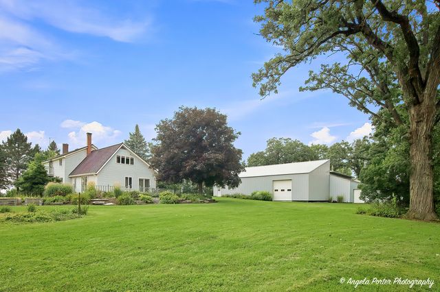 6424 Mccullom Lake Road, Wonder Lake, IL 60097