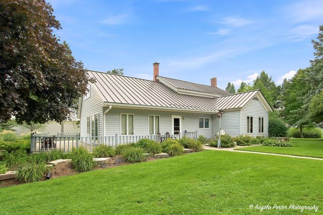 6424 Mccullom Lake Road, Wonder Lake, IL 60097