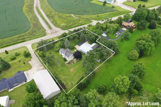 6424 Mccullom Lake Road, Wonder Lake, IL 60097